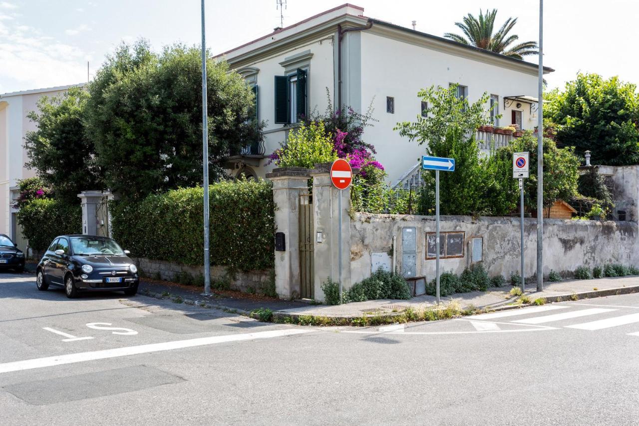 Apartamento Casa Ginevra - 3 Minutes Walk From The Sea Livorno Exterior foto